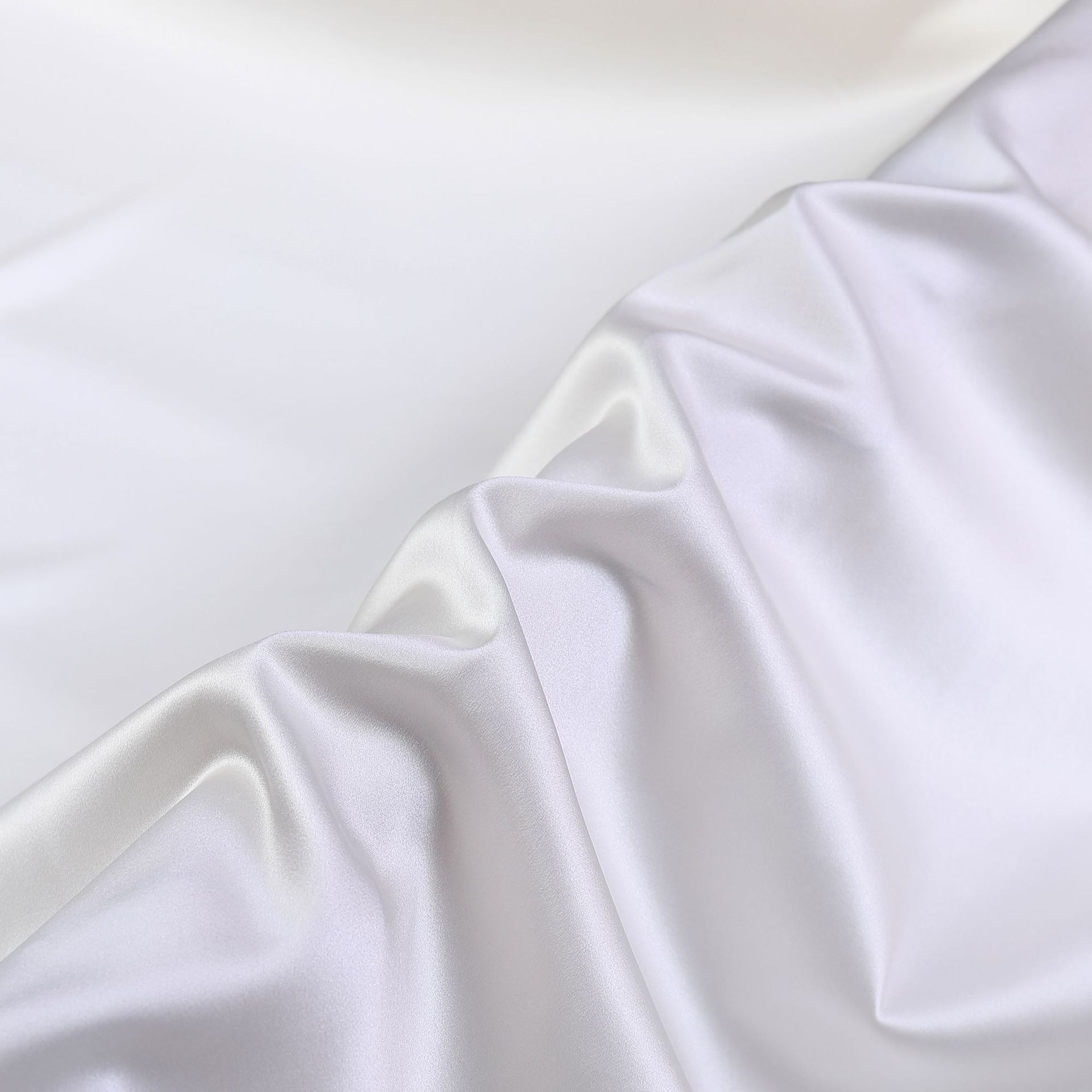 22 momme stretch Silk satin fabric, 140cm natural Mulberry silk charmeuse for dress - Image 4