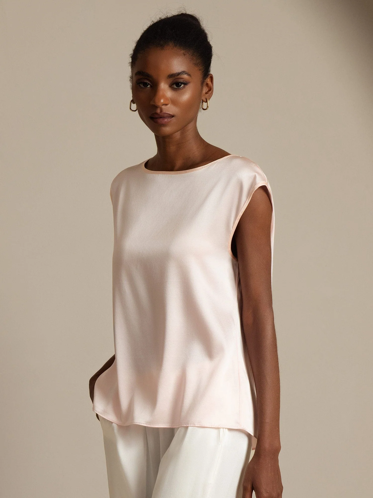 19Momme mulberry Silk Cap Sleeve Round Neck Women's Top - Image 3