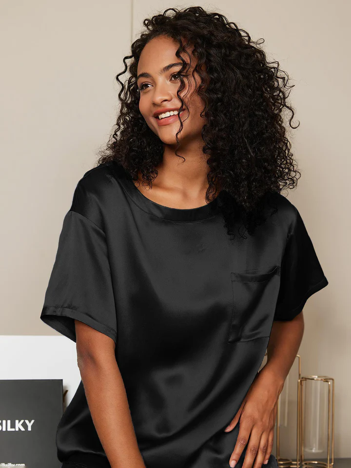 100% mulberry Silk Short Sleeve Round Neck Women's Pajamas Set - Image 4