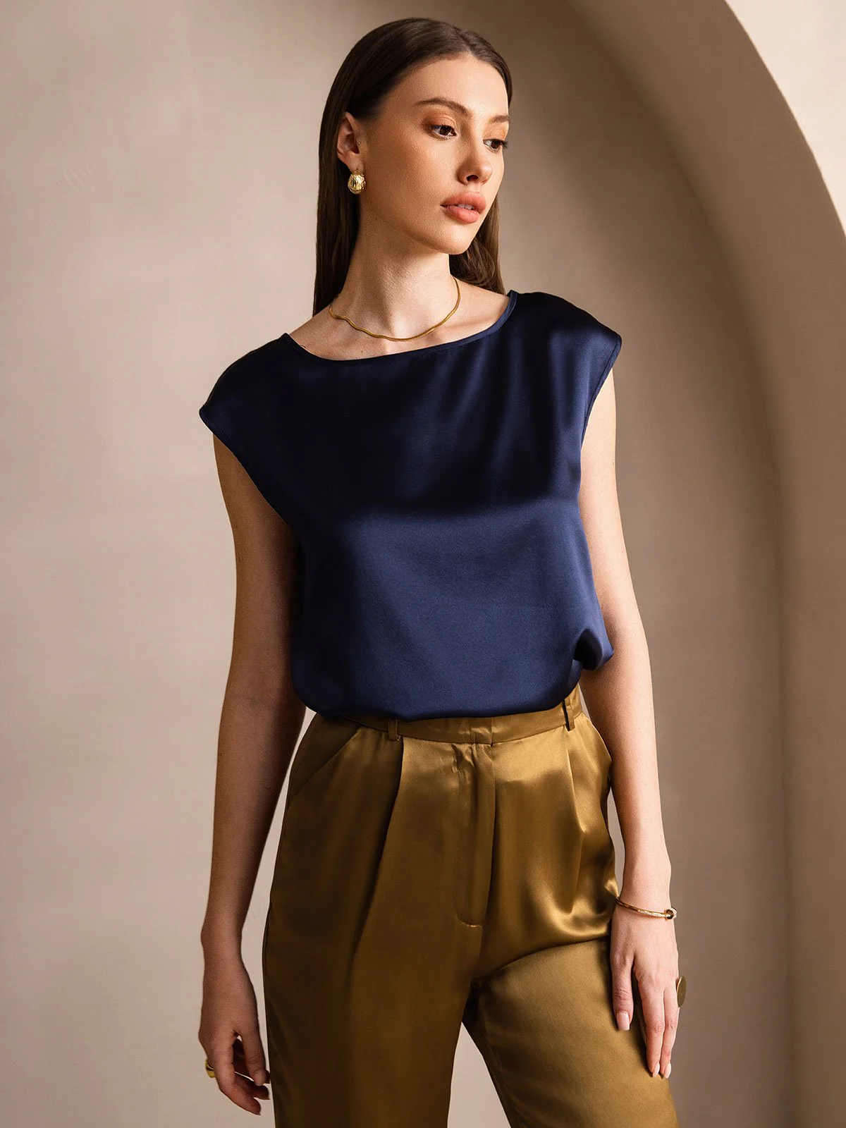 19Momme mulberry Silk Cap Sleeve Round Neck Women's Top - Image 9