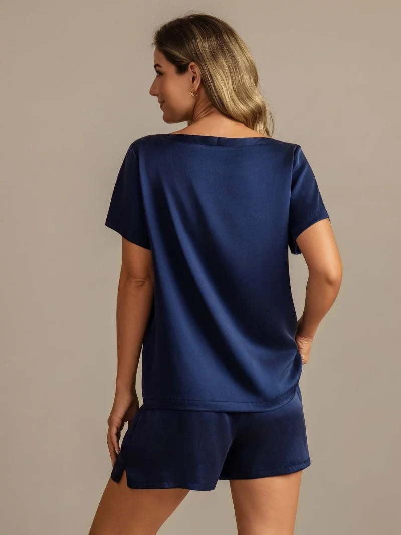 mulberry Silk 19Momme Women's Short Sleeve Round Collar Pajamas Set with Side Pocket Design - Image 4