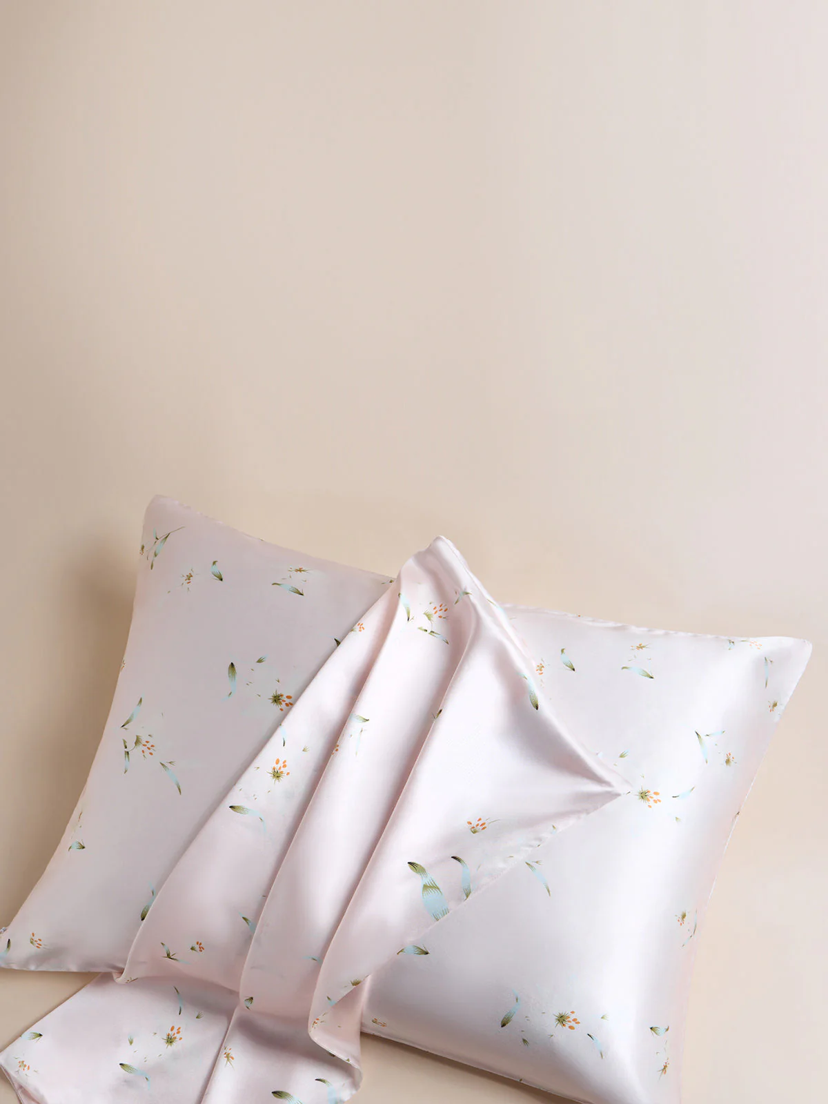 22momme 100% Mulberry Silk Pillowcase, Envelope Closure (Buy 3, Get 1 Free) - Image 5