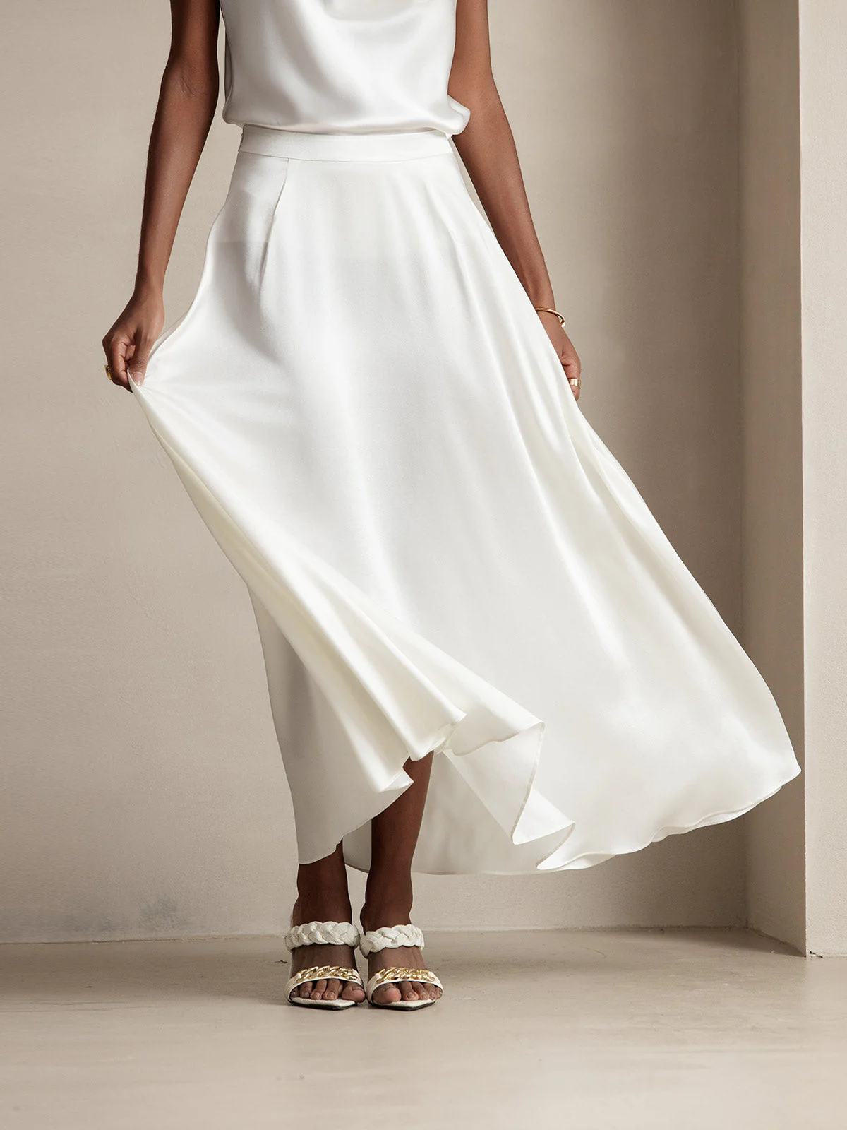 19Momme Mulberry Silk charmeuse A Line Maxi Skirt with Lining - Image 2